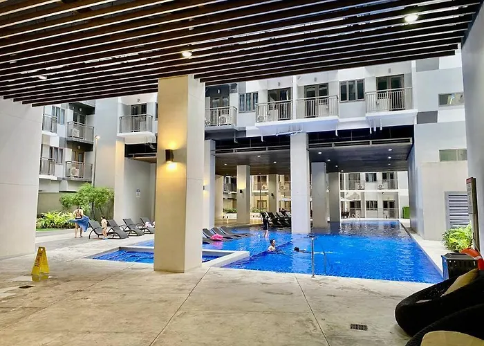 Claysky Staycation Cozy Modern 1br Unit Near Moa With Netflix & Hbo Max * Manila